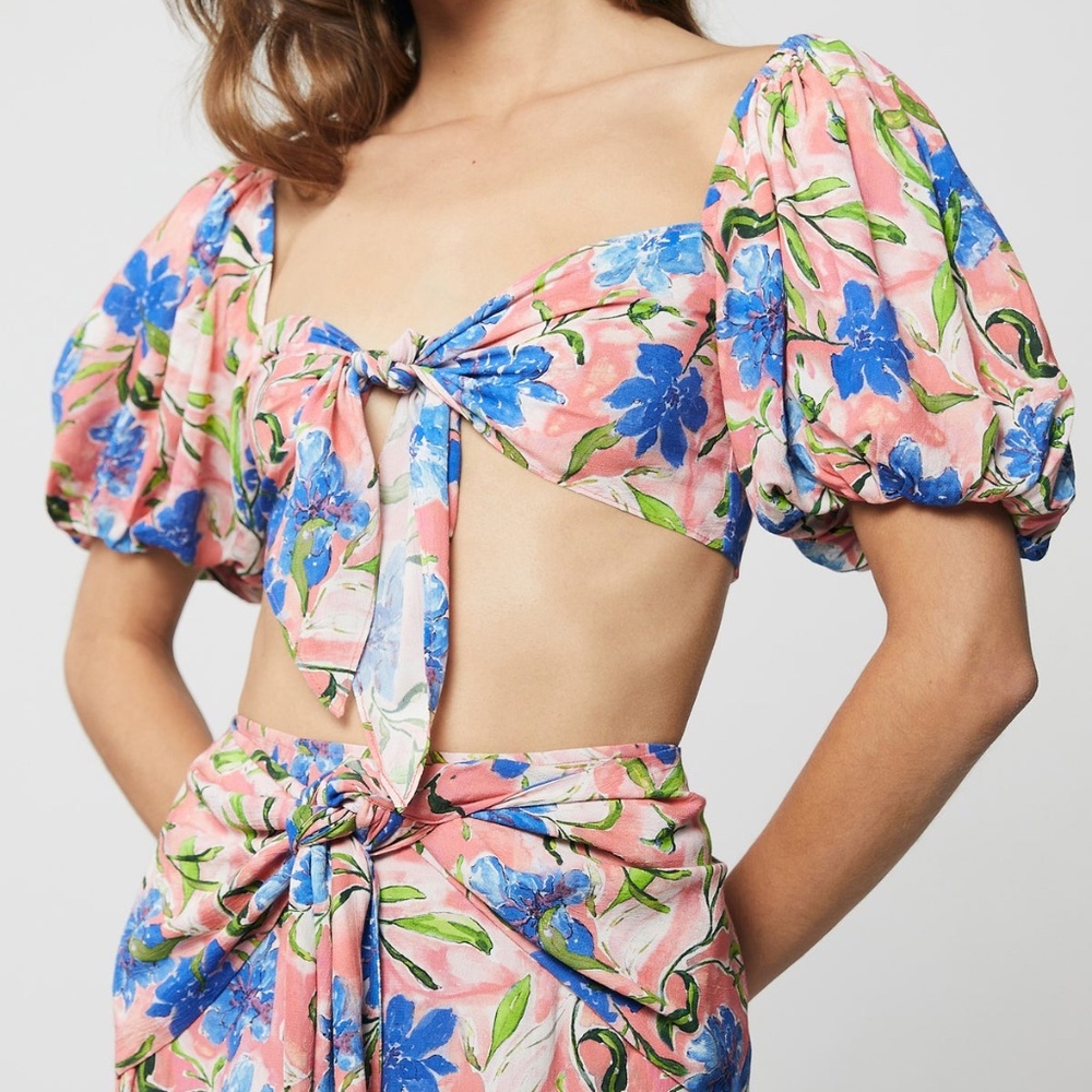 RUE STIIC Cheyenne Crop Top Sky Bloom